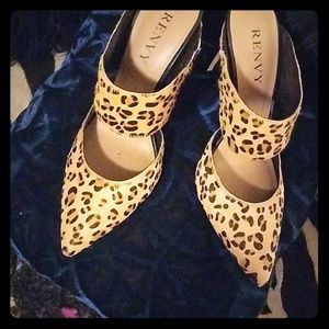 Sling back leopard evening shoes by Renvy